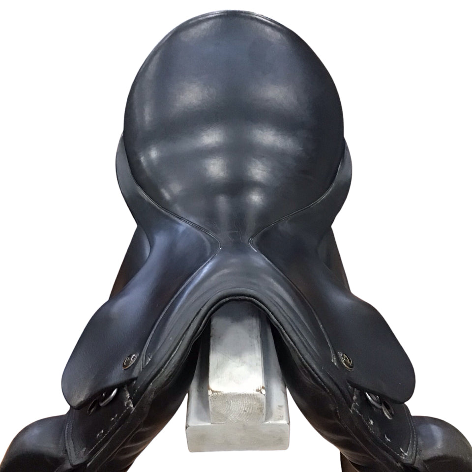 17.5" Zaldi New Kent Medium Used Dressage Saddle - H