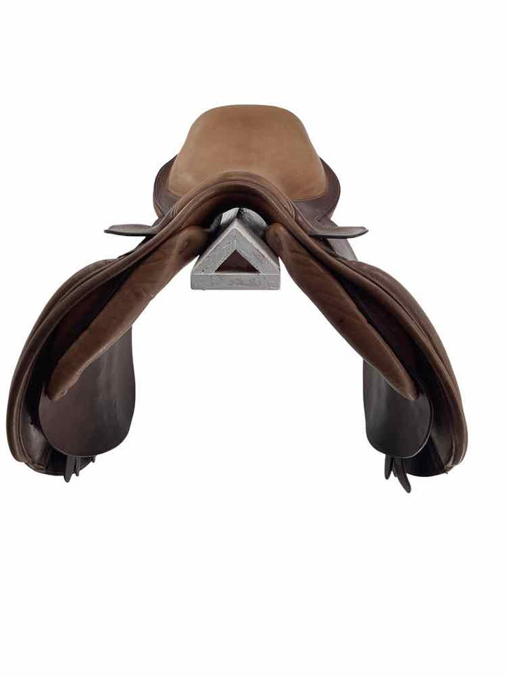 Childrens 16" Crosby used close contact saddle