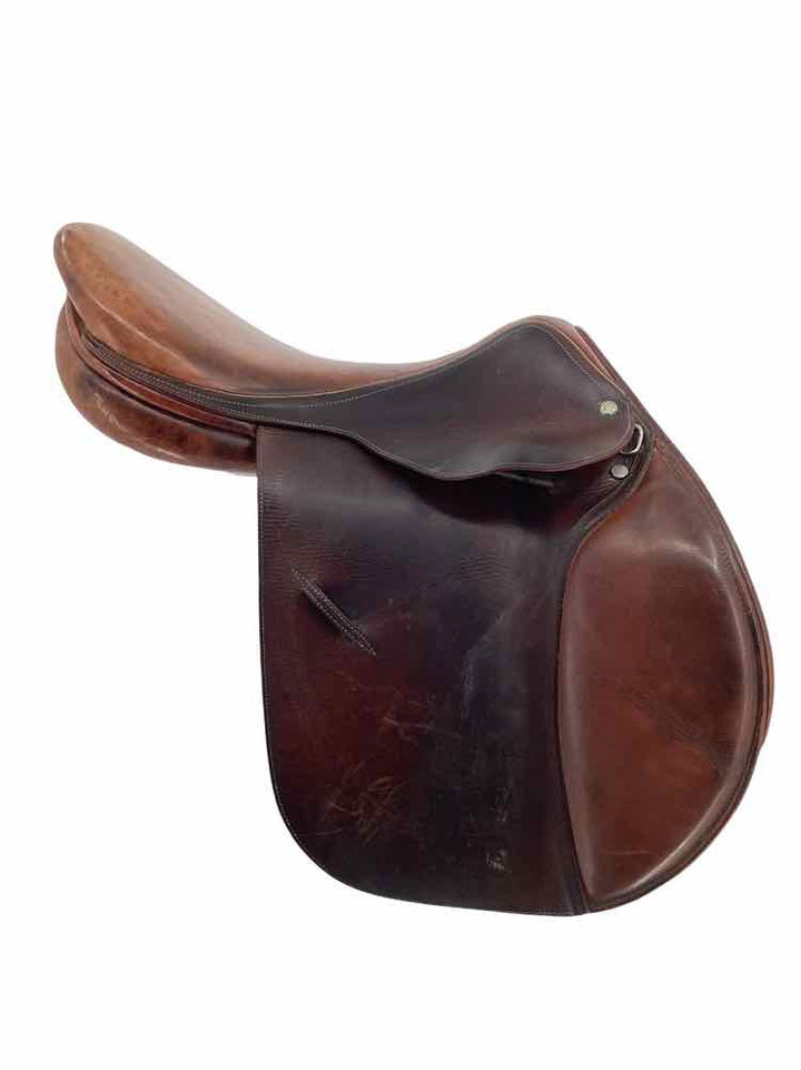 17.5" Luc Childeric used close contact saddle B