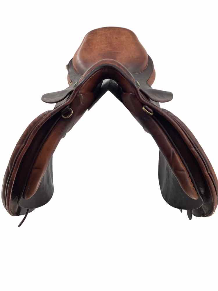 17"  Pessoa used close contact saddle B