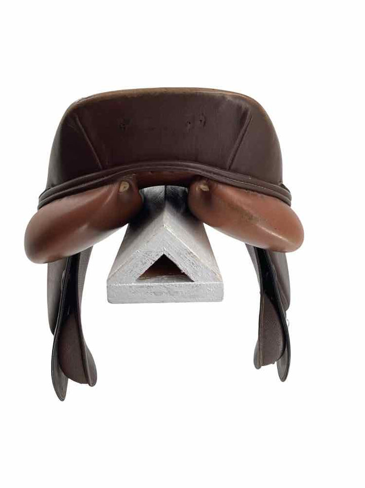 17" Dover Circuit used close contact saddle