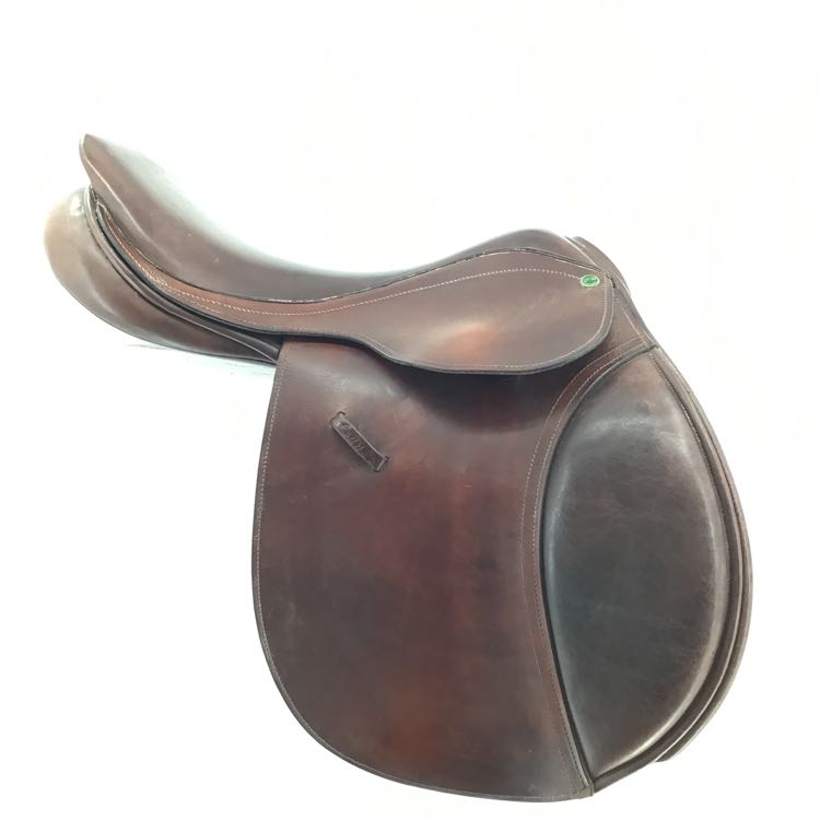 17.5" County XW used close contact saddle B