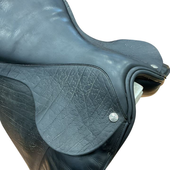 17.5" Frank Baines Elegance Wide Used Dressage Saddle - H