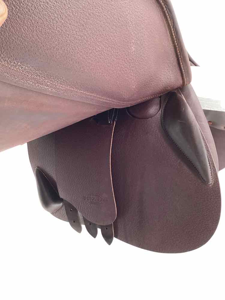 17" Devoucoux Biarritz close contact saddle B