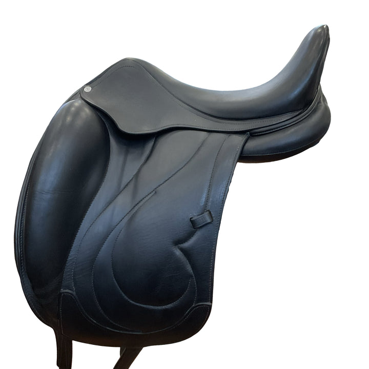 17" Antares Cadence Wide Used Dressage Saddle