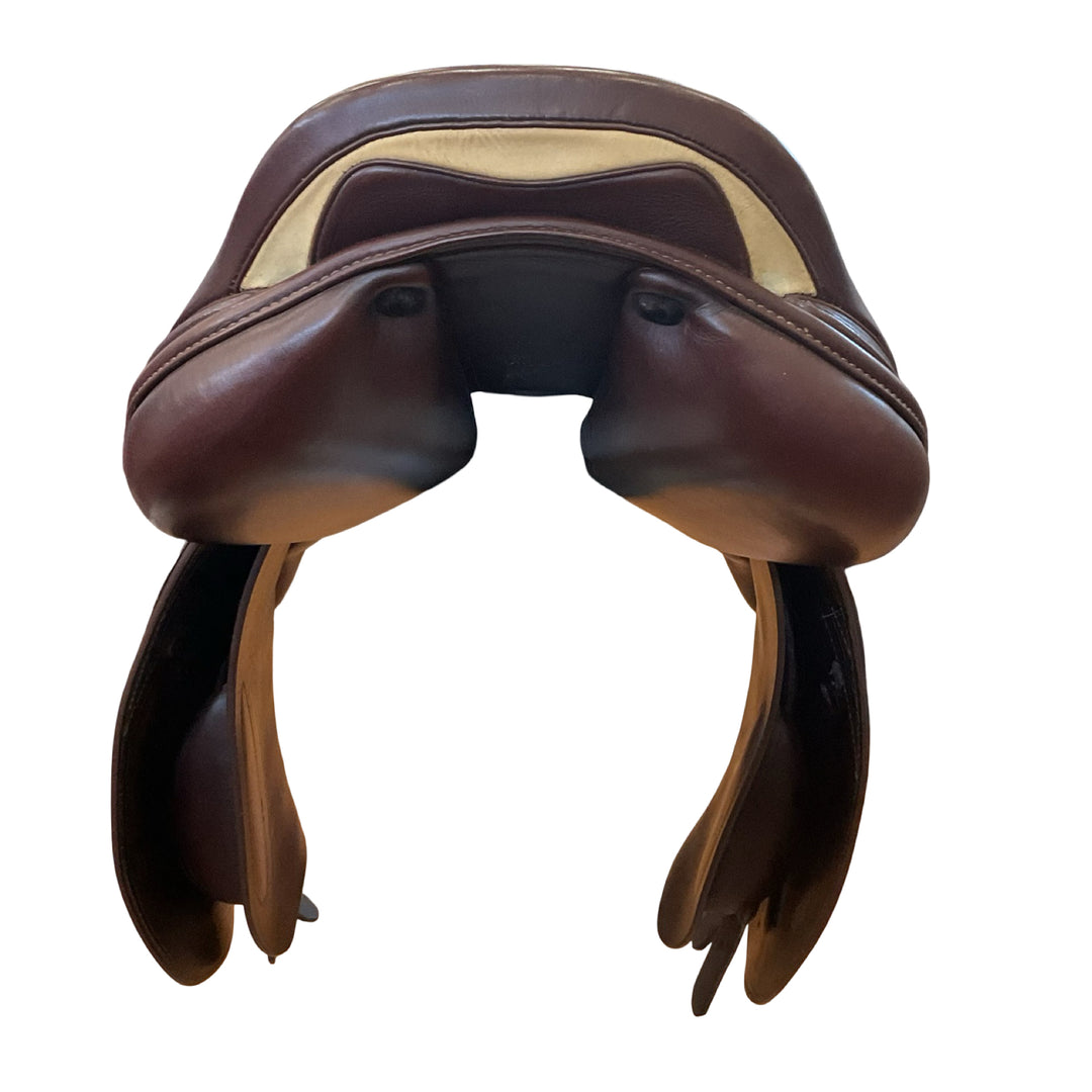 17" Prestige Meredith 33cm Medium Used Hunter/Jumper Saddle