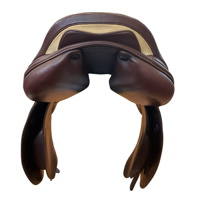 17" Prestige Meredith 33cm Medium Used Hunter/Jumper Saddle