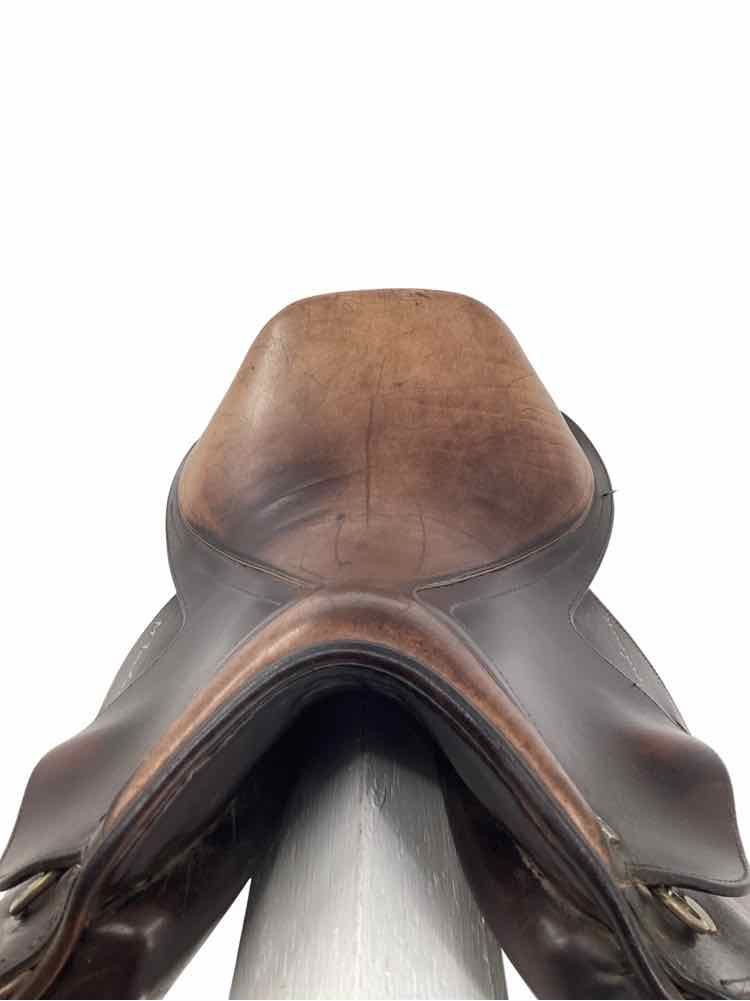17" M Toulouse used close contact saddle
