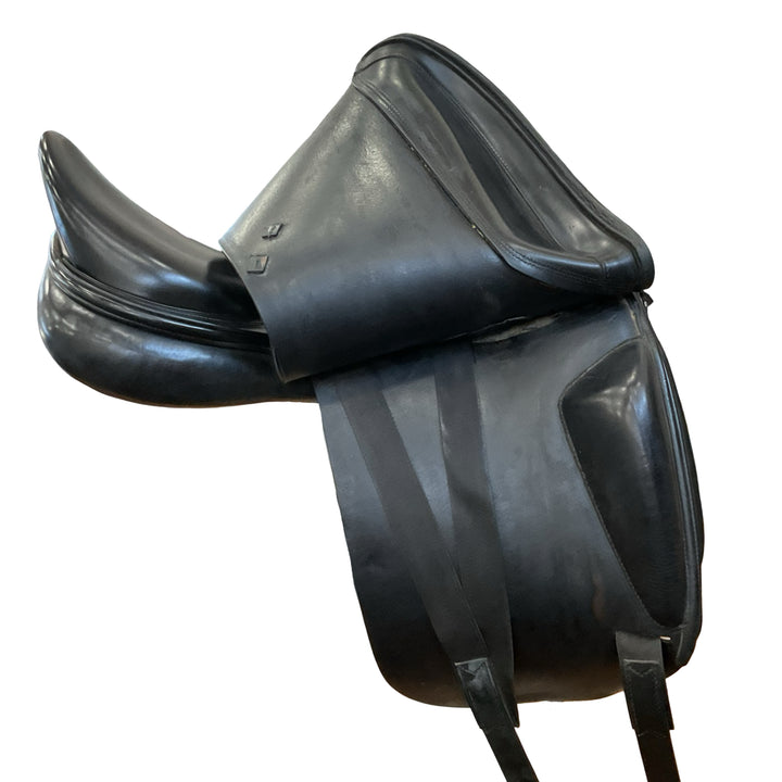 17.5" Amerigo Med/Wide Used Dressage Saddle