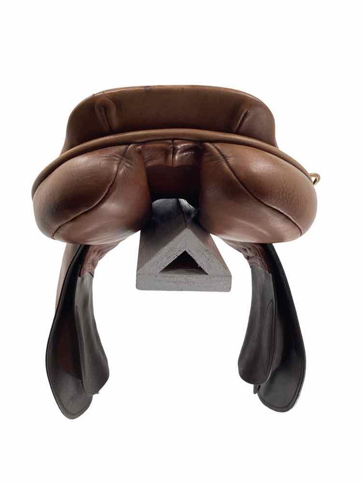 17.5" County stabilzer close contact saddle