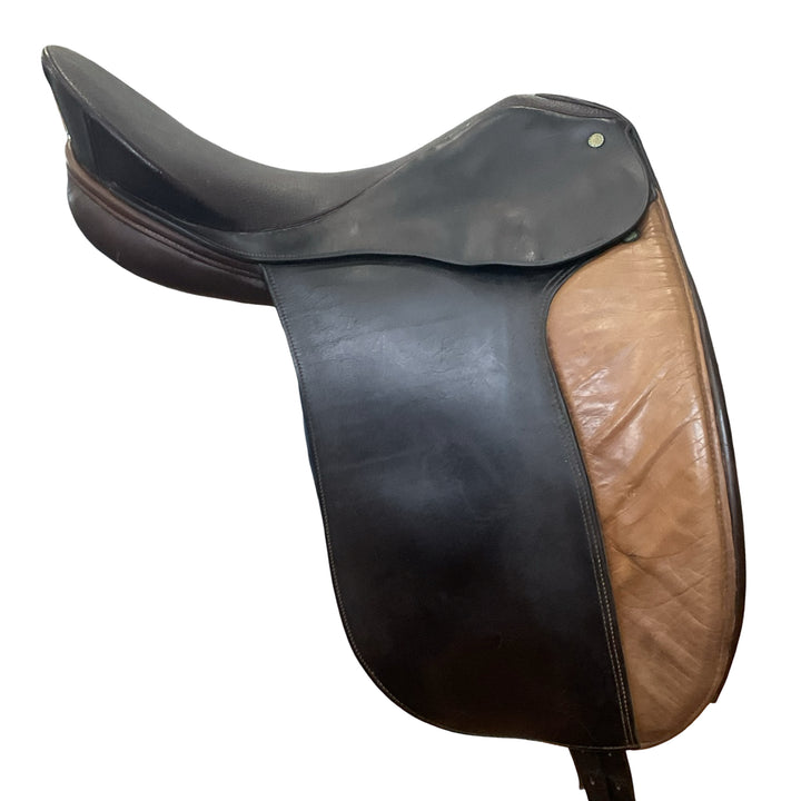 17" Thoroughbred Medium Used Dressage Saddle