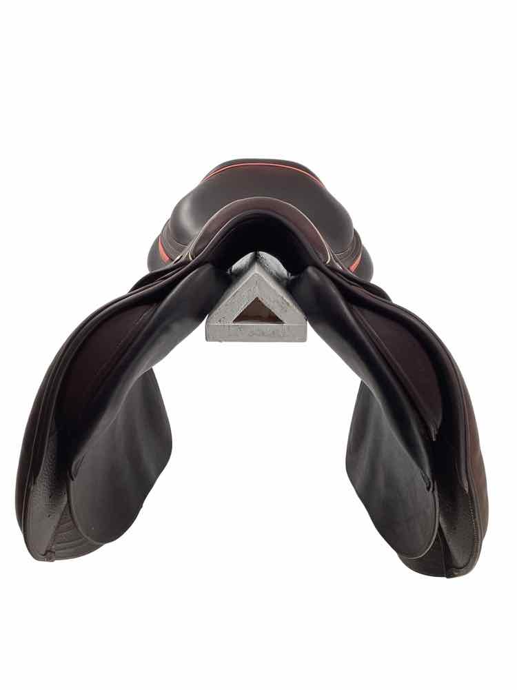 17" CWD Mademoiselle 2GS used close contact saddle