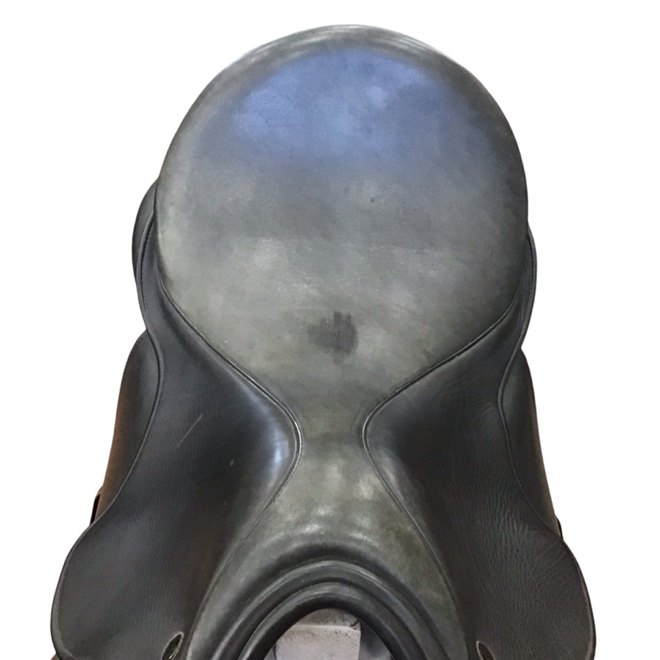17.5" M. Toulouse Aachen Medium Used Dressage Saddle - H