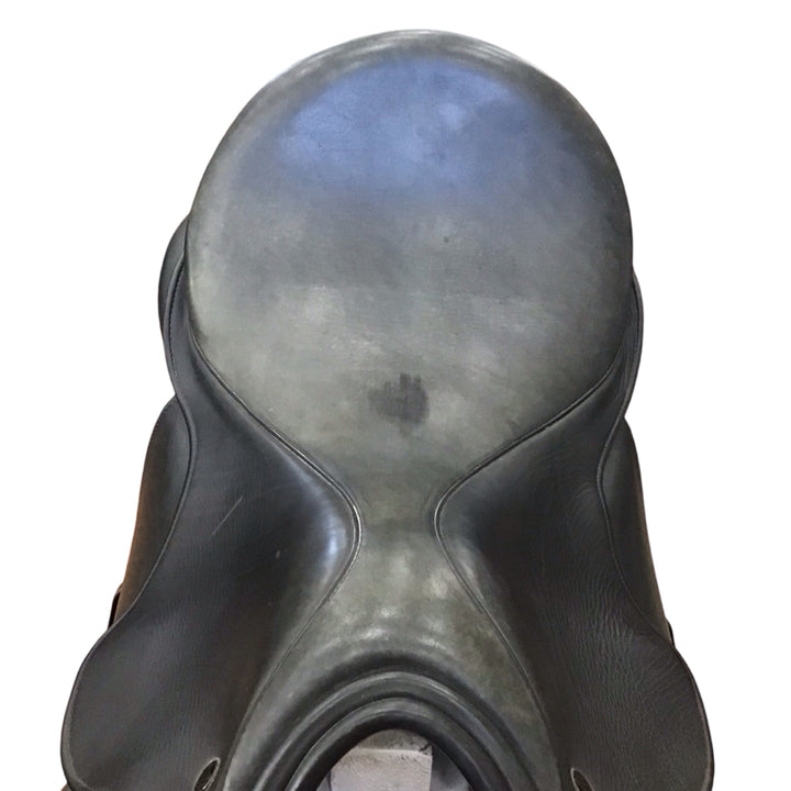 17.5" M. Toulouse Aachen Medium Used Dressage Saddle - H
