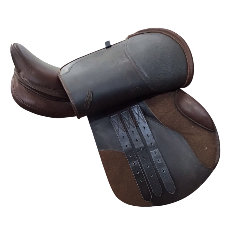 18" Royal Heritage Stella Adjustable Used Hunter/Jumper Saddle - H