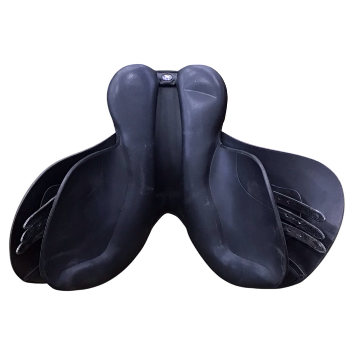 17" Wintec Pro Adjustable Used Hunter/Jumper Saddle - H