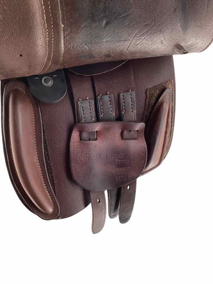 Childrens 15.75" Pessoa used close contact saddle B