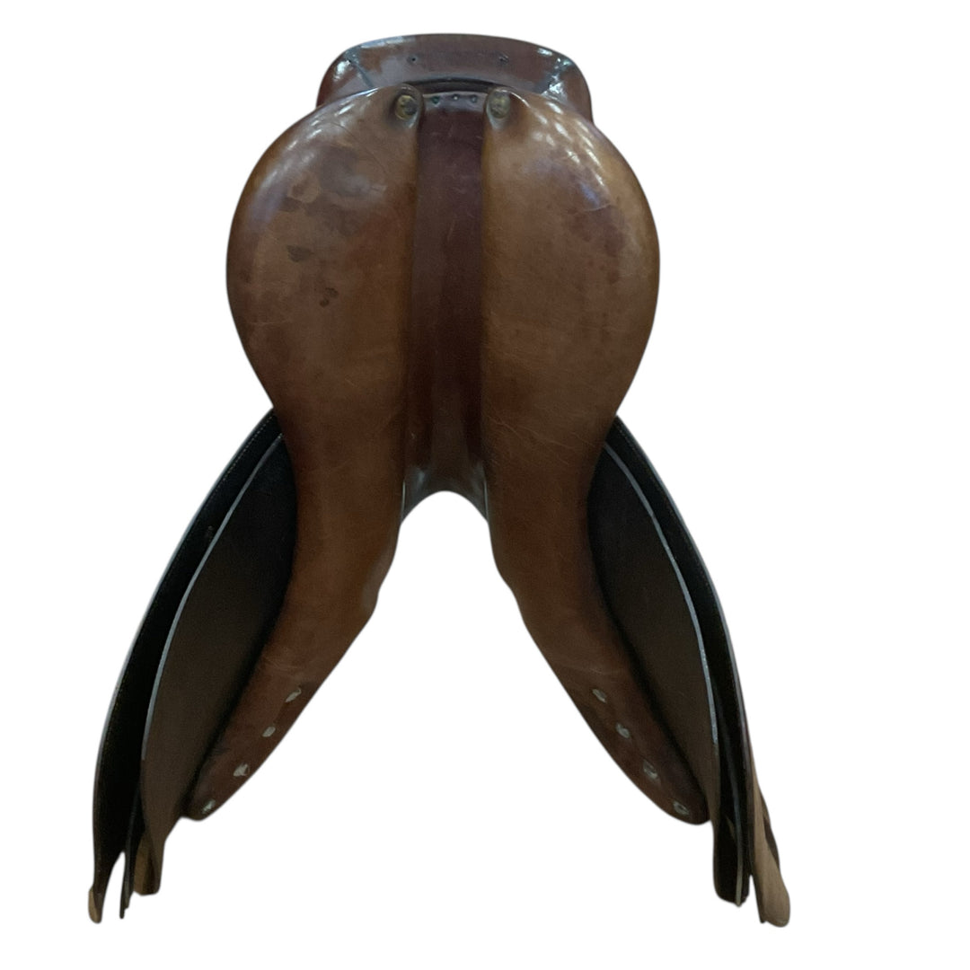 16.5" Bruno Delgrange Medium Used Hunter/Jumper Saddle - H