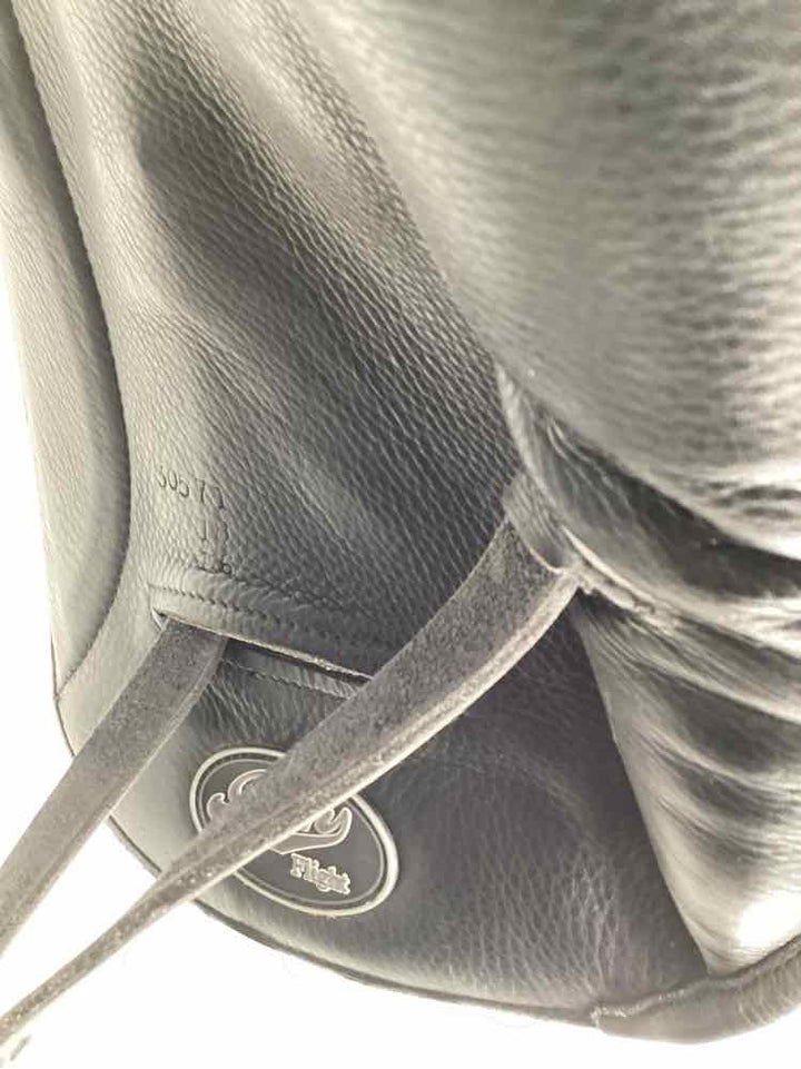 18" Custom Icon flight used monoflap dressage saddle