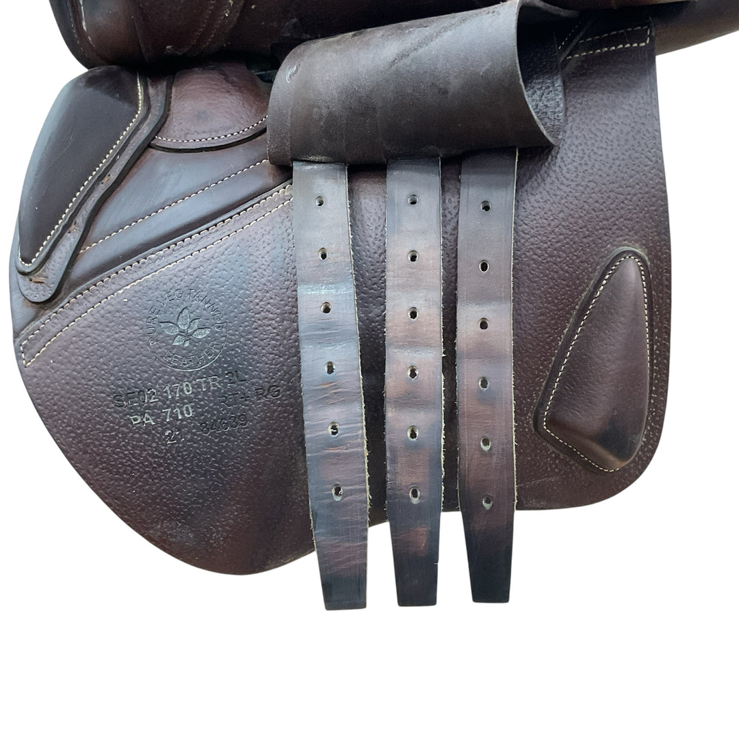 17" CWD SE02 Medium Used Hunter/Jumper Saddle - H