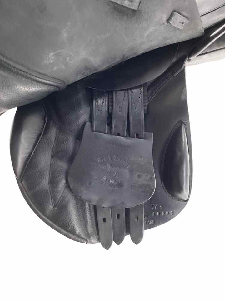 17" Black Country used wool flocked close contact saddle