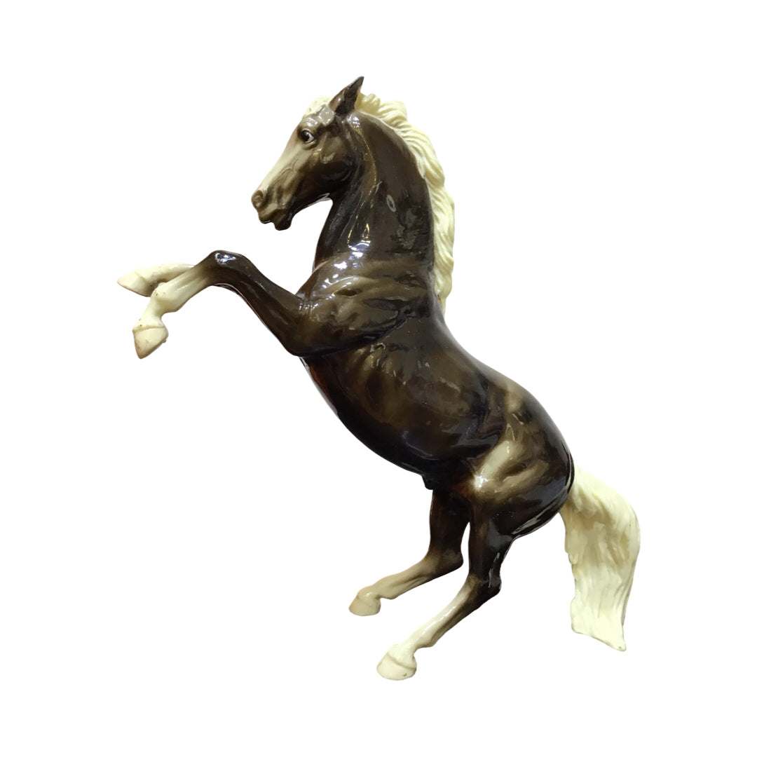 Best Deals on New & Used Horse Tack & Equestrian Consignment Apparel