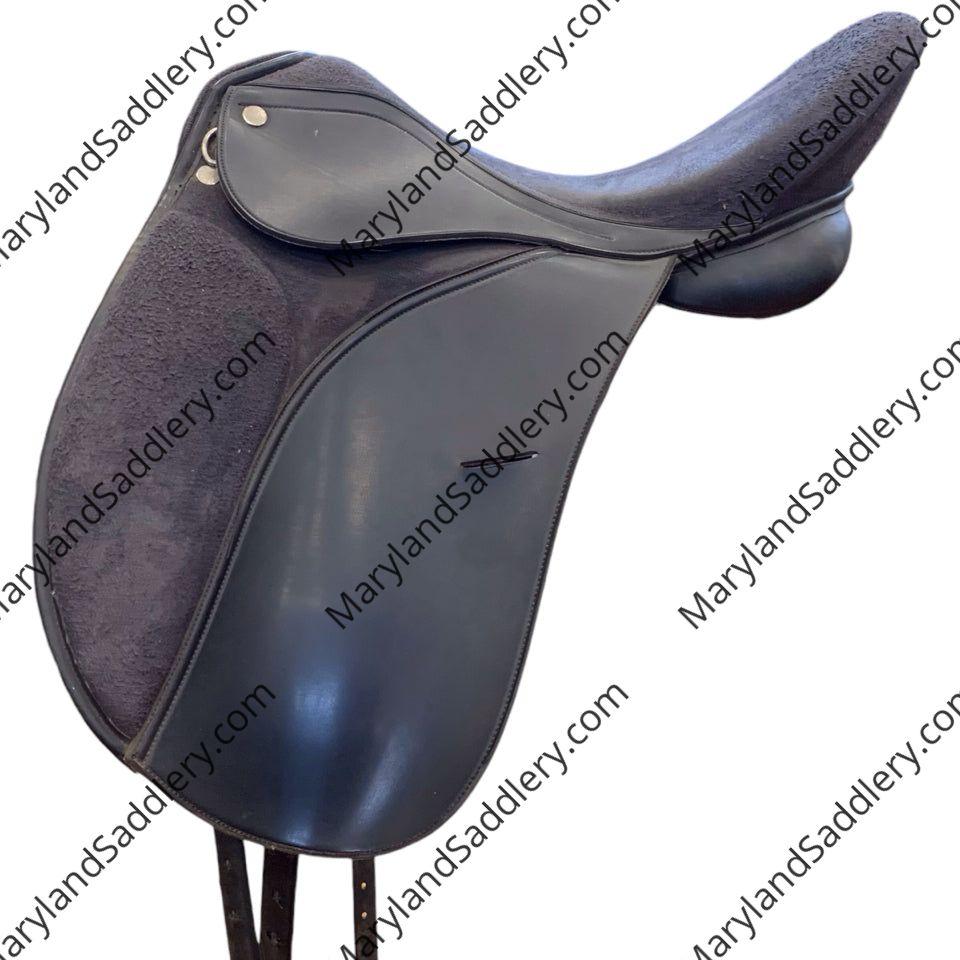 17.5" Tuffrider Synthetic Medium Used Dressage Saddle - H