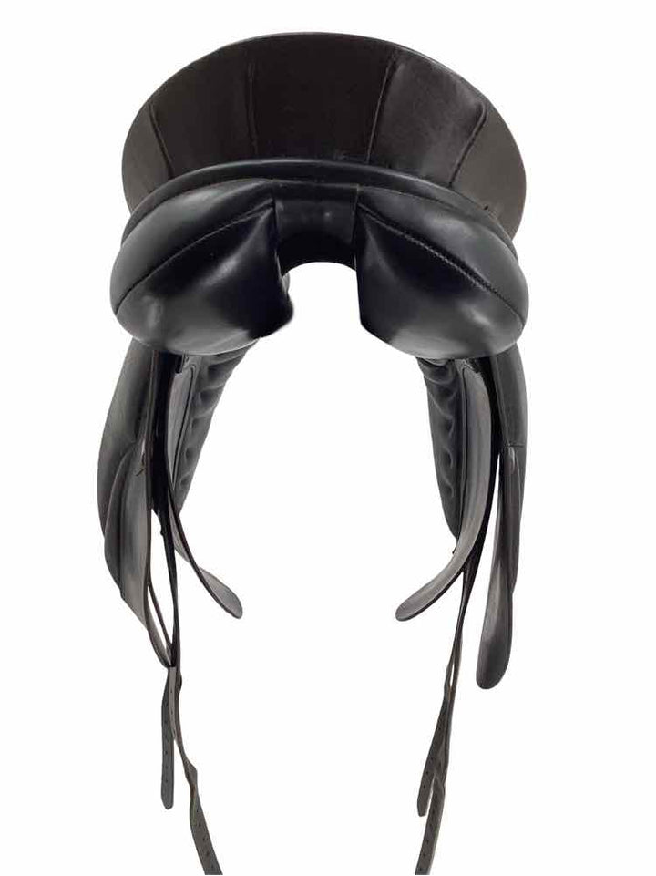 Rembrandt used dressage saddle B