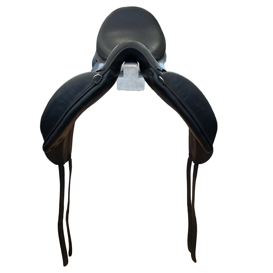 17.5" Forestier Aachen Medium Used Dressage Saddle