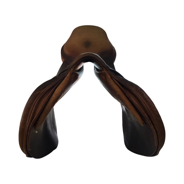 17.5" Dominus Medium Tree Used Close Contact Saddle - C