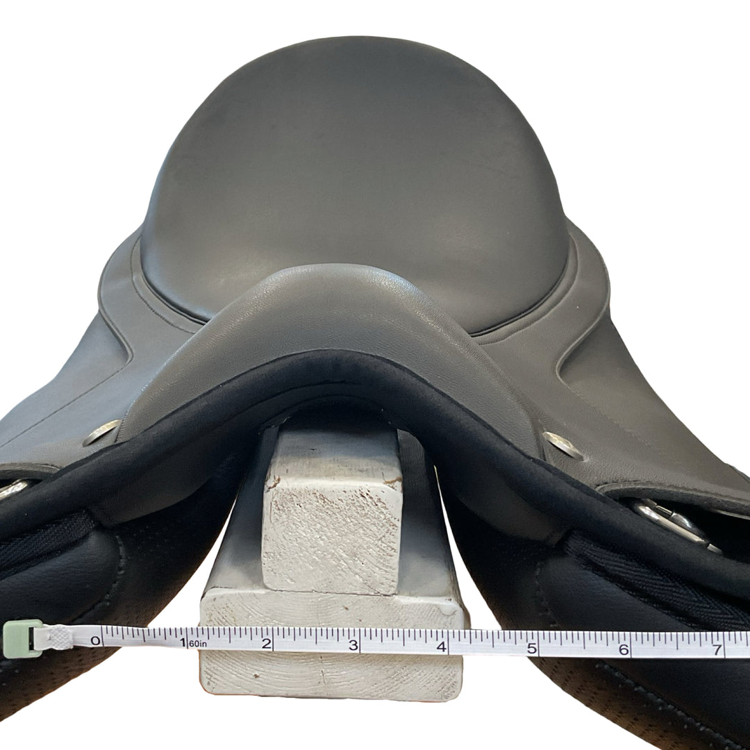 18" Wintec 500 Wide Adjustable Demo Condition All Purpose Saddle - H