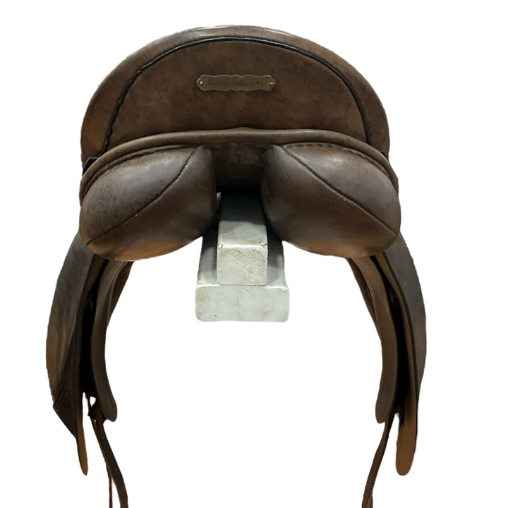 17" Windsor Elite Med/Wide Used Dressage Saddle - H