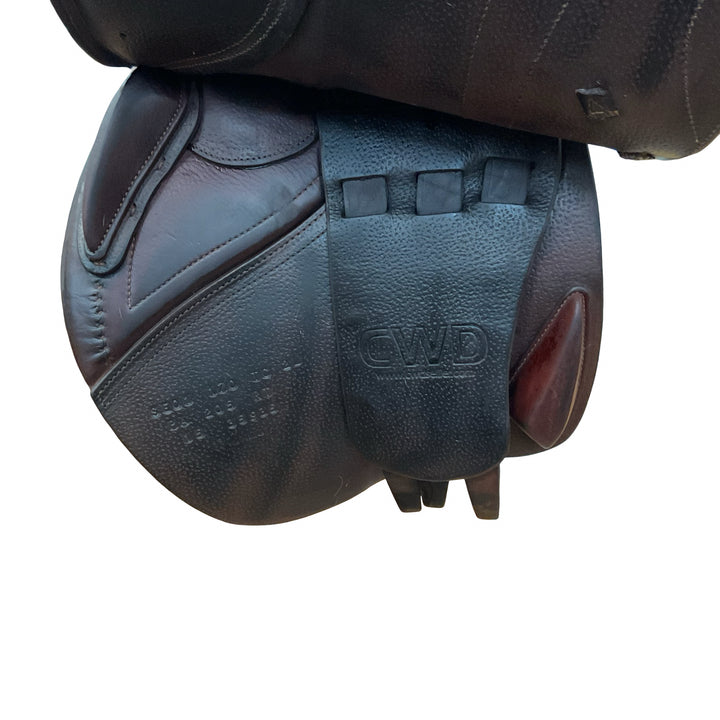 17" CWD SE01 Medium Used Hunter/Jumper Saddle