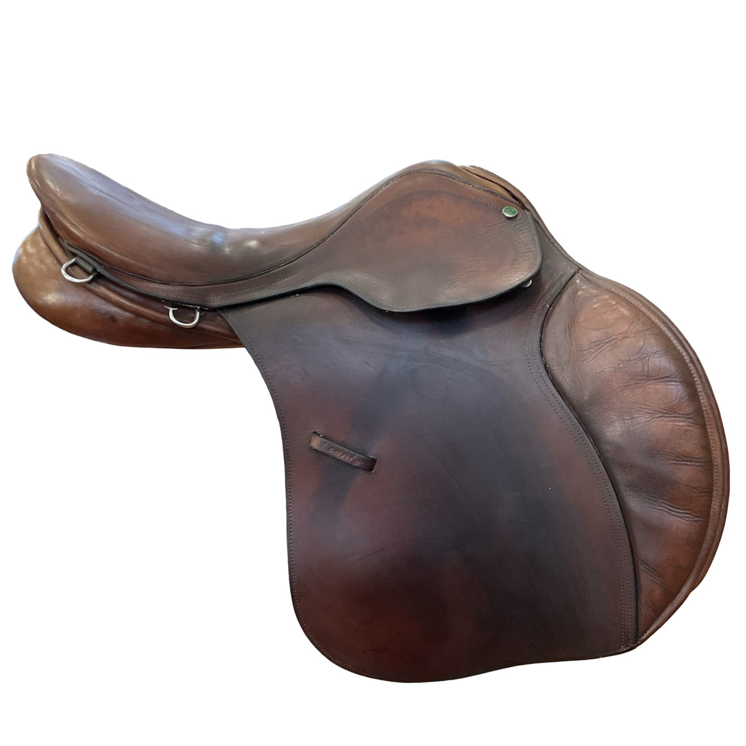 17" County Conquest Medium Used Hunter/Jumper Saddle