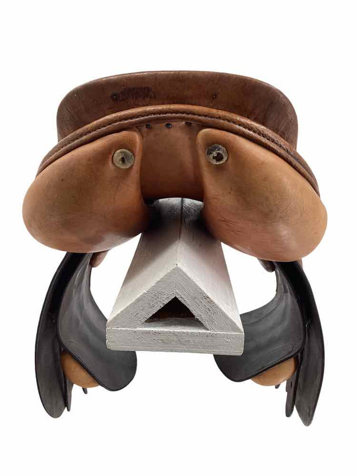 17" Jumpers used close contact saddle B