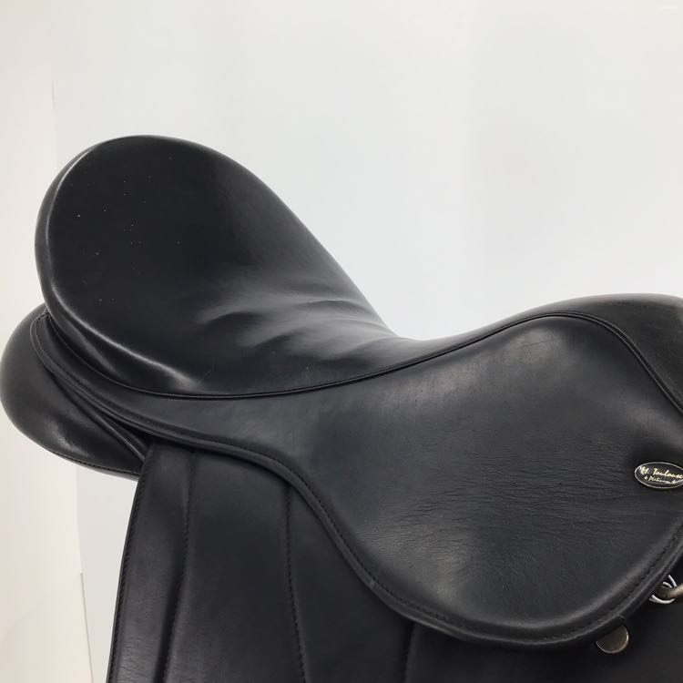 19" M Toulouse used dressage saddle B