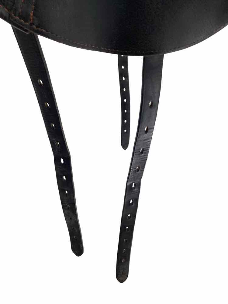 17" Custom Saddlery Wolfgang black with red piping, measure 17" but sits like 16