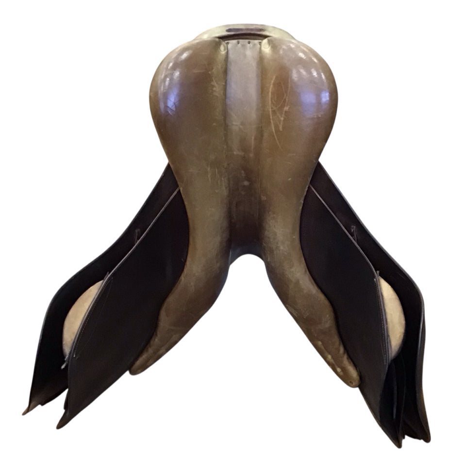 17.5" Dominus Medium Used Hunter/Jumper Saddle - H