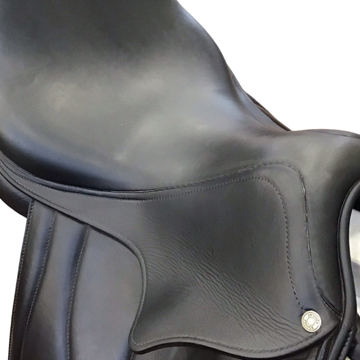 17.5" Antares Cadence Medium Used Dressage Saddle - H