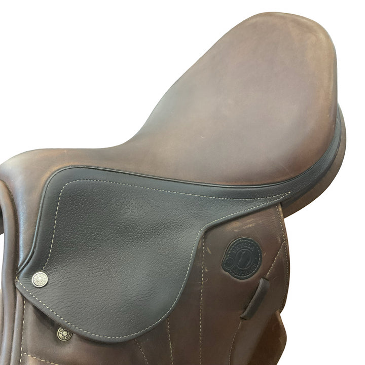 18" Antares Skylla Med/Wide Used Hunter/Jumper Saddle