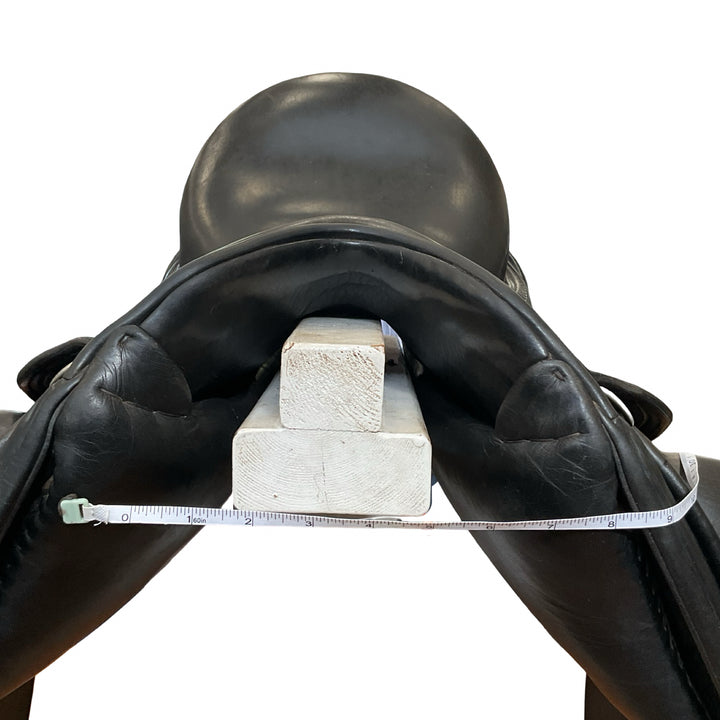 17.5" Schleese Link II Size 2 Med/Wide Used Dressage Saddle
