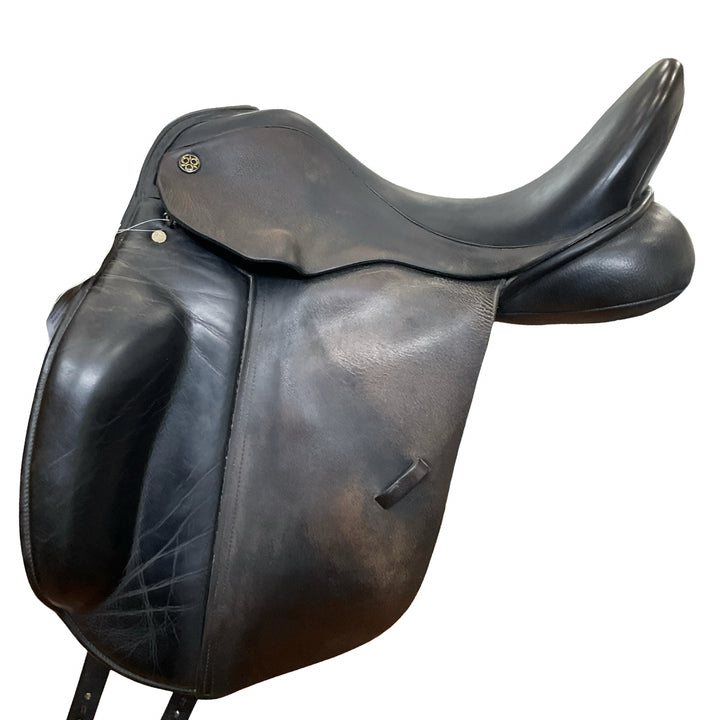 17.5" Trilogy Verago Elite Med/Wide Used Dressage Saddle