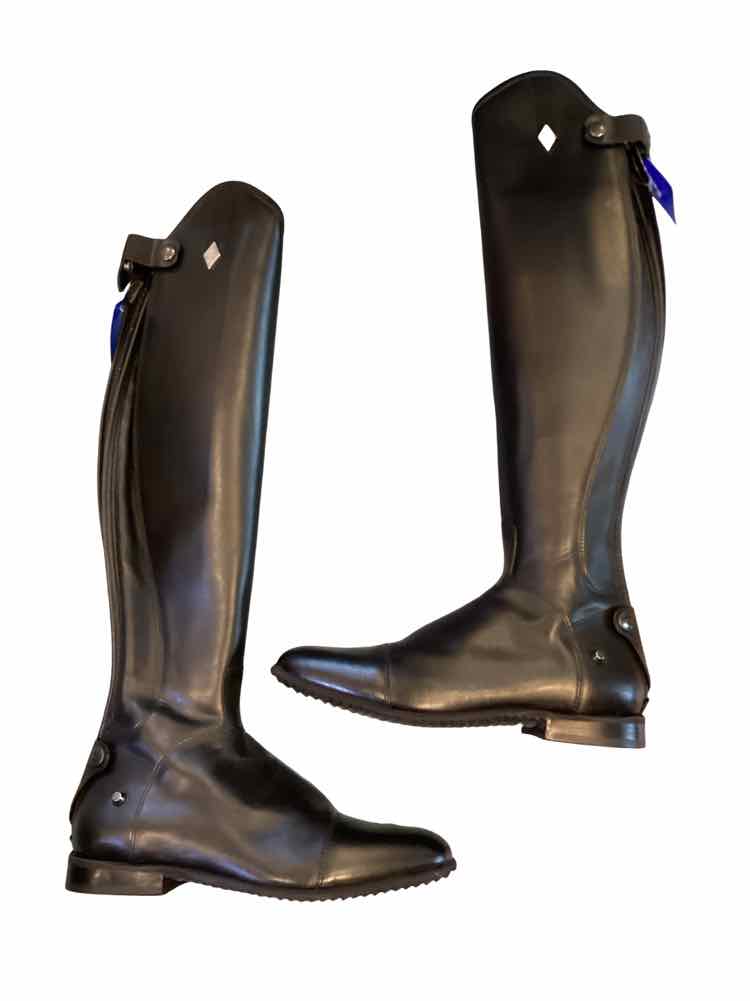 Best Deals on New & Used Horse Tack & Equestrian Consignment Apparel