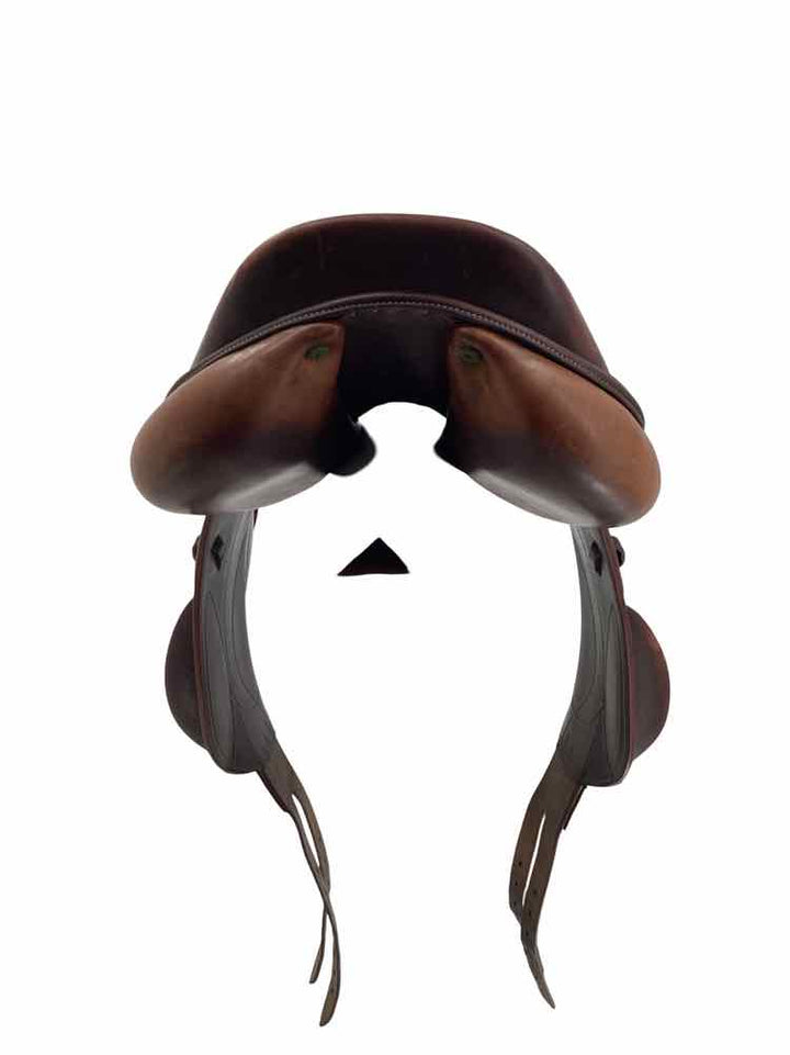 17.5" Devoucoux used monoflap jumping saddle B has cover