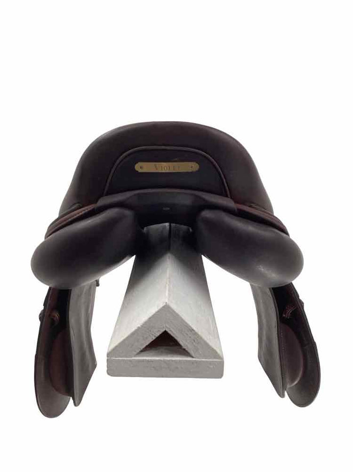 16.5 CWD used close contact saddle