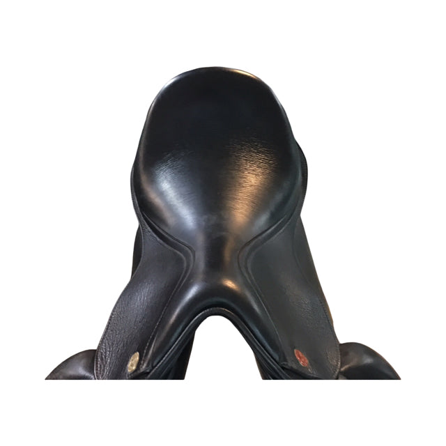 17" Kent & Masters HDS Medium Tree Used Dressage Saddle - C