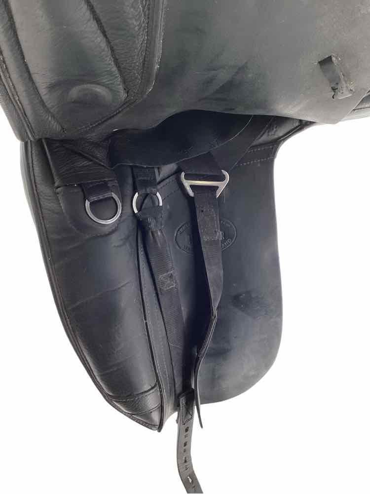17.5" Kent Masters wool flock used dressage saddle B