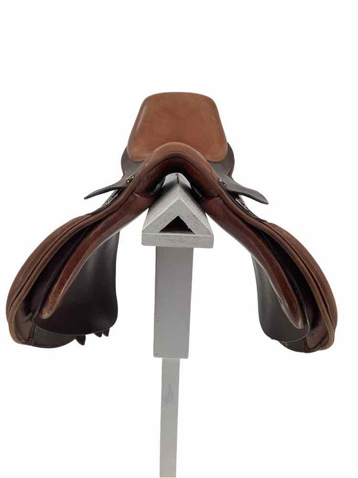 Childrens 15" Camelot used close contact saddle B