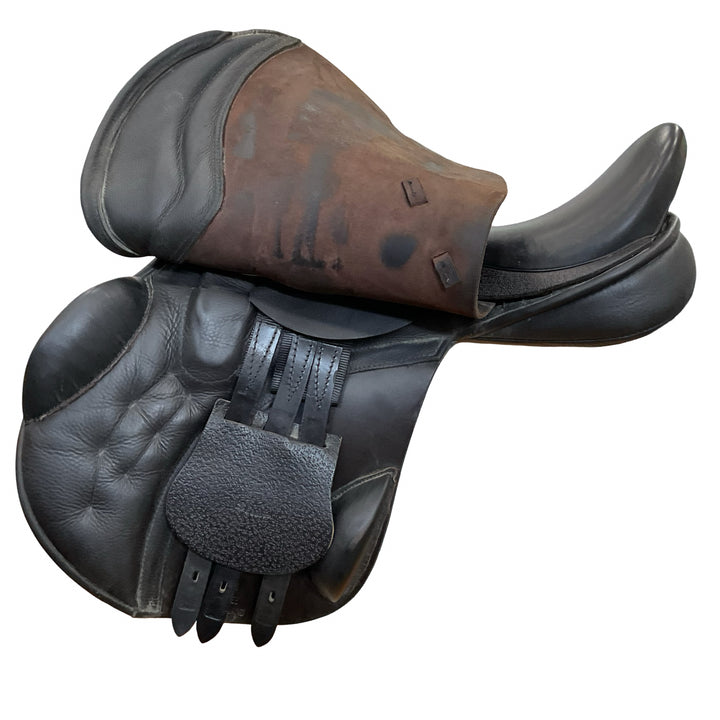 17.5" Black Country Wexford Wide Used Hunter/Jumper Saddle