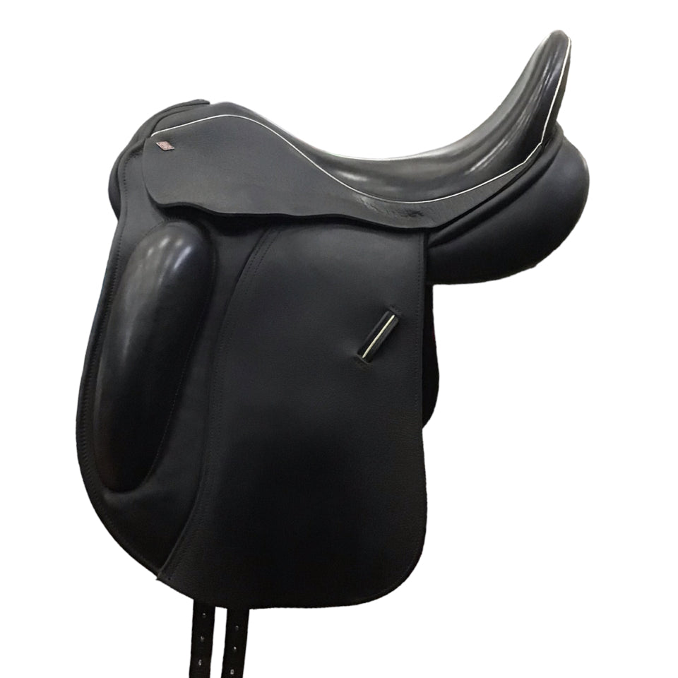 18" Lazer Destiny Medium Used Dressage Saddle - H